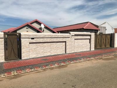 House For Sale in Dobsonville, Soweto