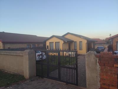 House For Sale in Moroka, Soweto