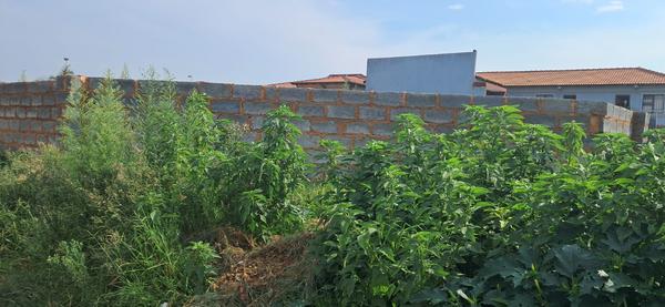 Property For Sale in Mabuya Park, Vosloorus