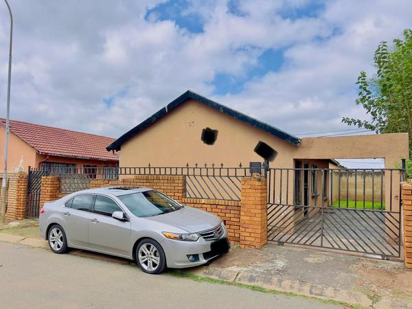 Property For Sale in Protea Glen, Soweto