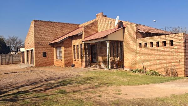 Property For Sale in Leondale, Germiston