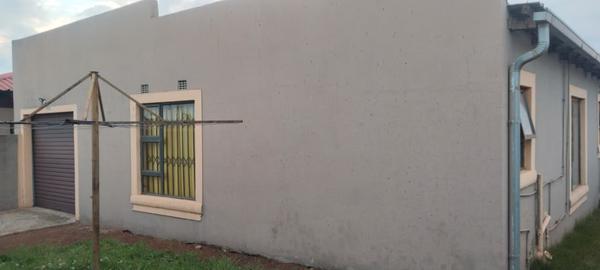 House For Sale in Rondebult, Germiston